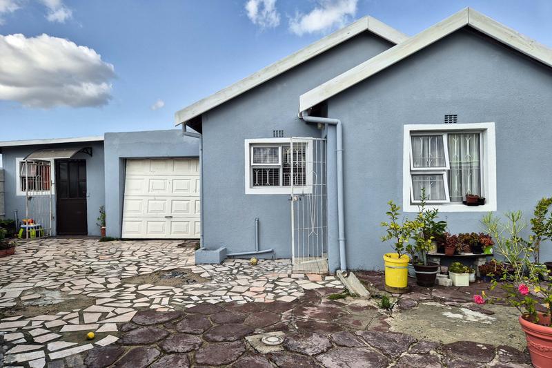 4 Bedroom Property for Sale in Kuils River South Western Cape